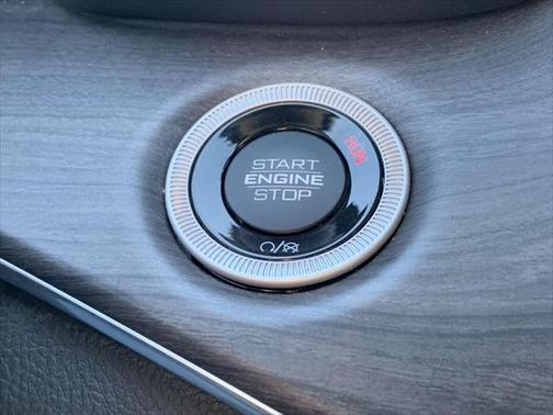2022 Jeep Grand Cherokee L Overland 4x2