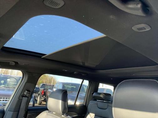 2022 Jeep Grand Cherokee L Overland 4x2