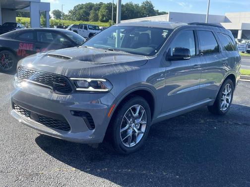 Destroyer Gray Clearcoat 2026 Dodge Durango GT Plus HEMI V8