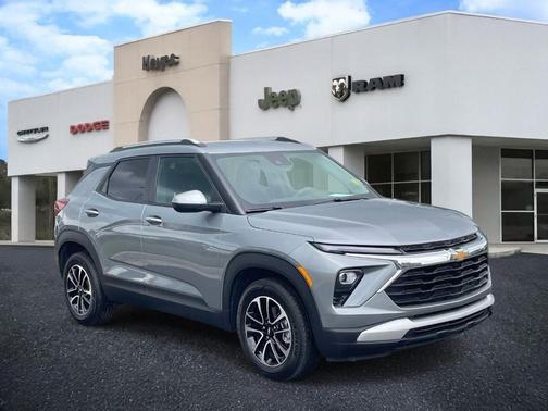 Sterling Gray Metallic 2024 Chevrolet Trailblazer LT