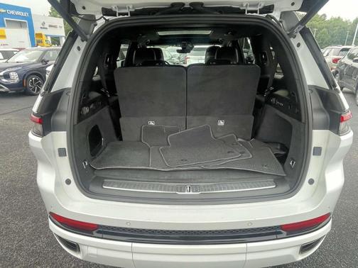 Bright White Clearcoat 2025 Jeep Grand Cherokee L Summit