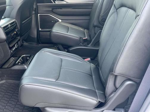 Bright White Clearcoat 2026 Jeep Grand Wagoneer UPLAND