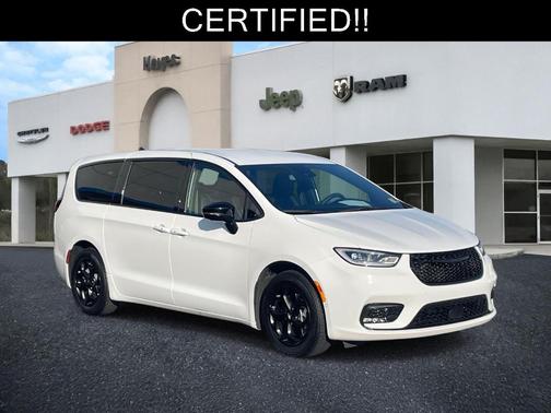 2024 Chrysler Pacifica Hybrid Select