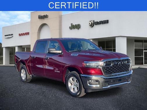 Delmonico Red Pearlcoat 2025 RAM 1500 Big Horn