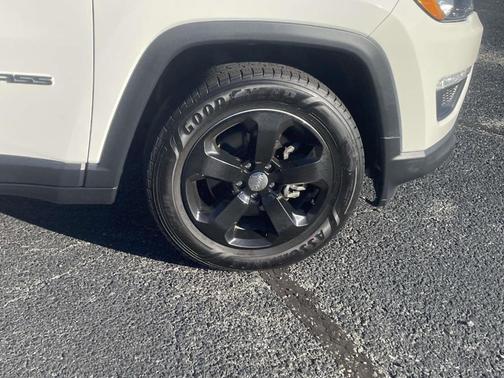 White Clearcoat 2020 Jeep Compass Latitude