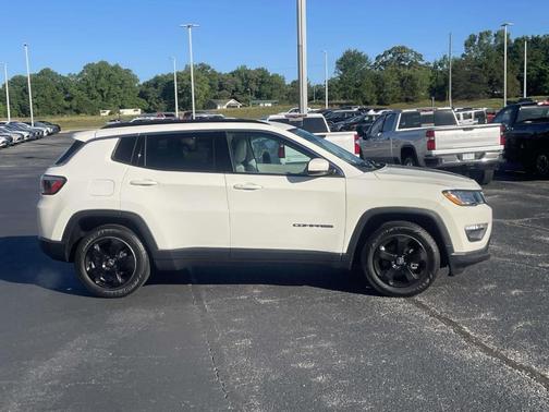 White Clearcoat 2020 Jeep Compass Latitude