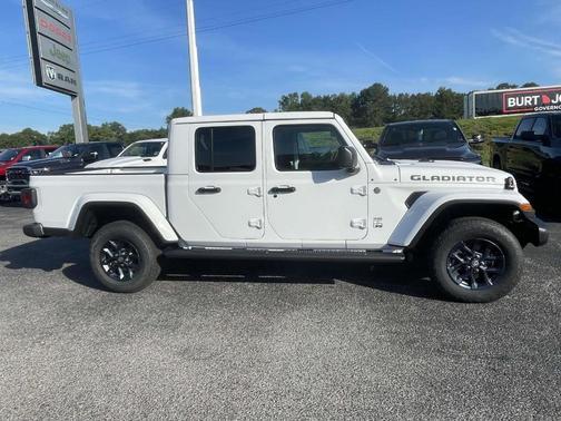 Bright White Clearcoat 2026 Jeep Gladiator 85th Anniversary Edition