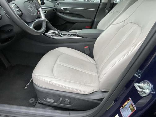 2022 Hyundai SONATA Limited