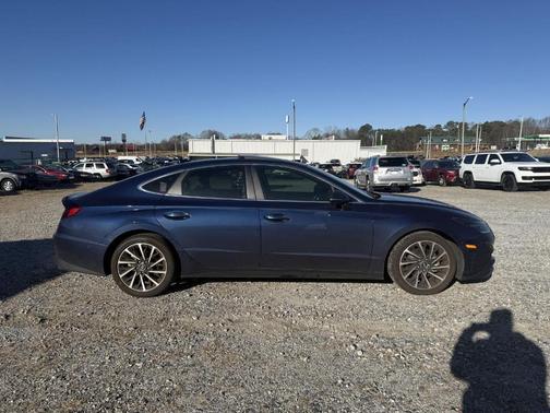 2022 Hyundai SONATA Limited