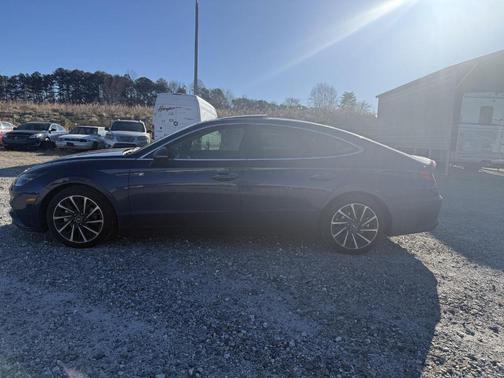 2022 Hyundai SONATA Limited