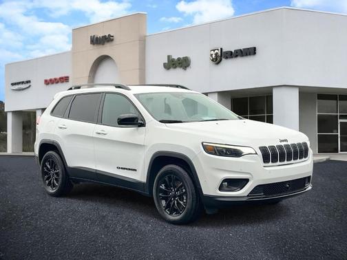 2023 Jeep Cherokee Altitude Lux