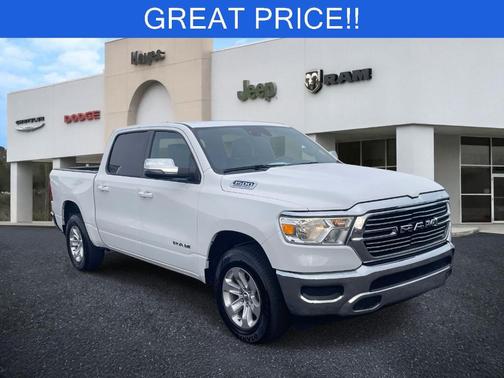 Bright White Clearcoat 2024 RAM 1500 Laramie