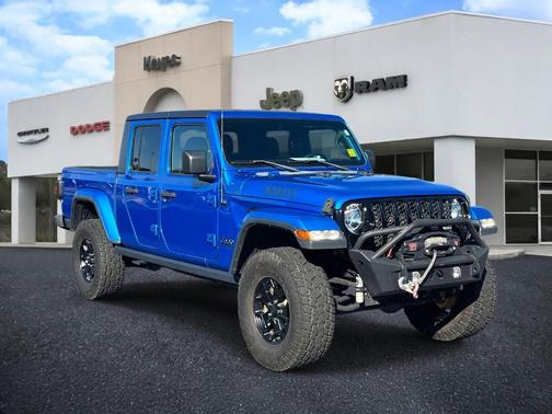 2021 Jeep Gladiator Sport