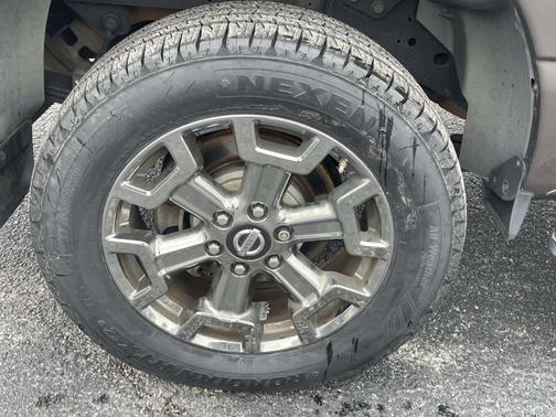 2017 Nissan Titan XD SL