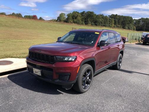 2023 Jeep Grand Cherokee L Laredo