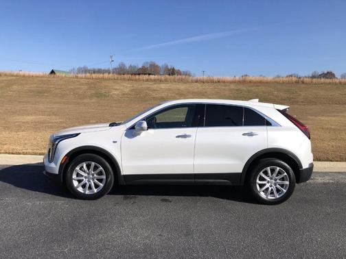 2023 Cadillac XT4 Luxury