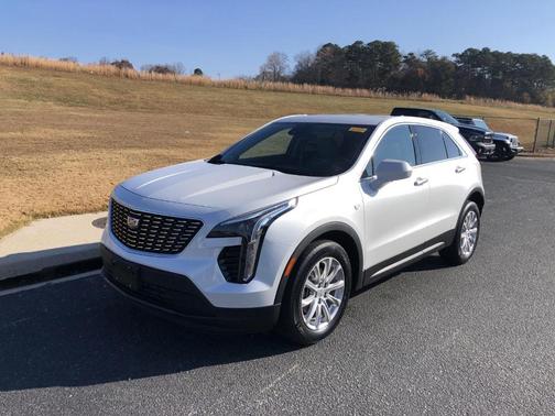 2023 Cadillac XT4 Luxury