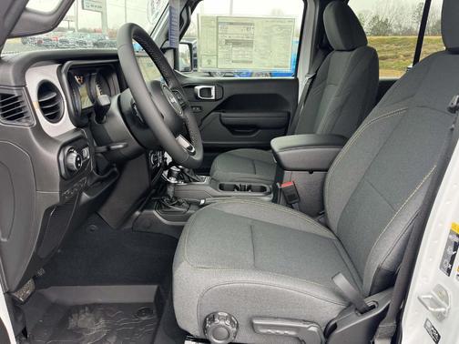 2026 Jeep Gladiator Sport