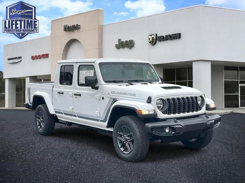 2026 Jeep Gladiator Sport