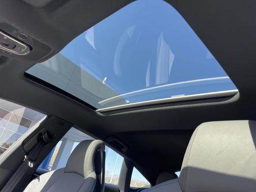 Navarra Blue Metallic 2022 Audi S5 3.0T Prestige