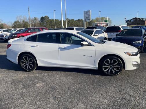 2023 Chevrolet Malibu RS