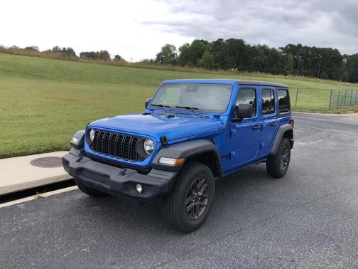 2024 Jeep Wrangler Sport