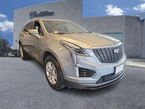 2025 Cadillac XT5 Luxury