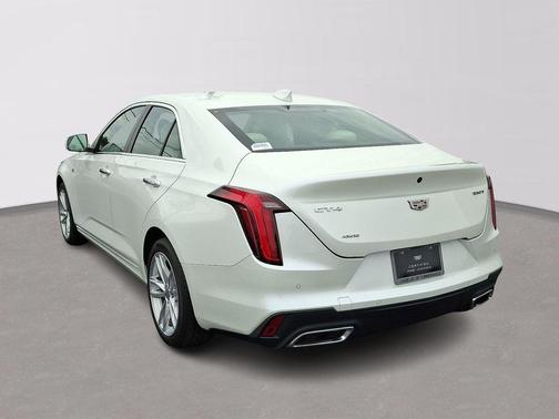 2024 Cadillac CT4 Luxury