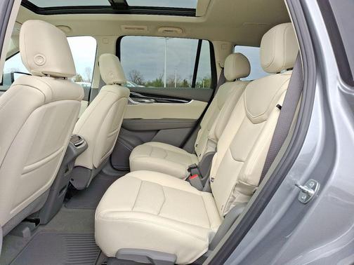 2025 Cadillac XT6 Premium Luxury AWD