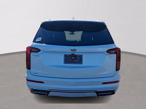 2022 Cadillac XT6 Premium Luxury AWD