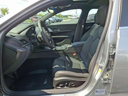 2026 Cadillac CT4 Premium Luxury RWD