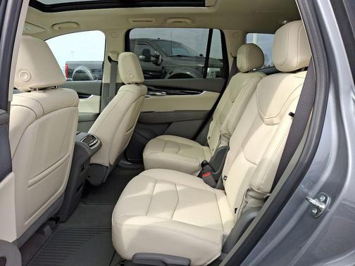 2025 Cadillac XT6 Premium Luxury AWD