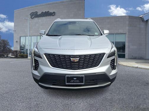 2021 Cadillac XT4 Premium Luxury