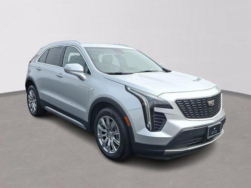 2021 Cadillac XT4 Premium Luxury