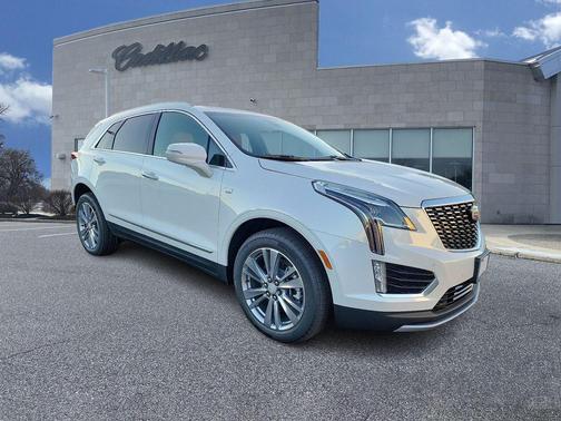 2025 Cadillac XT5 Premium Luxury