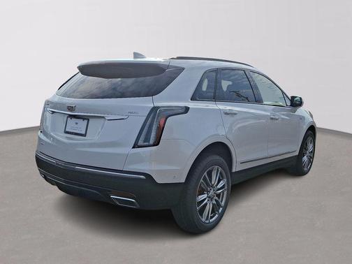 2026 Cadillac XT5 Sport