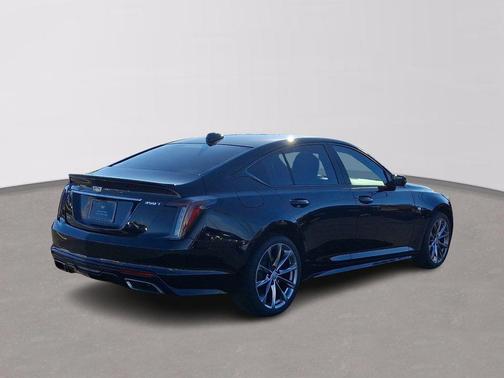 2022 Cadillac CT5 Sport