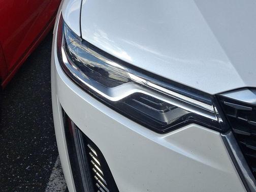 2024 Cadillac XT6 Premium Luxury AWD