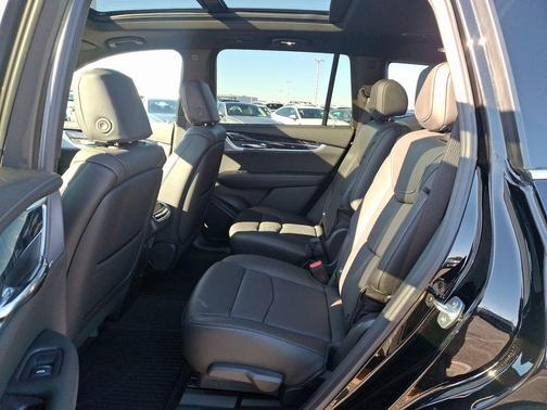 2025 Cadillac XT6 Premium Luxury AWD