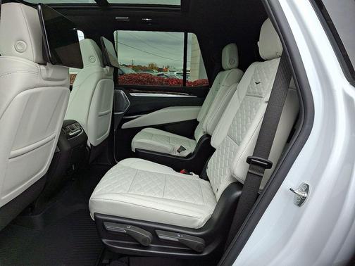 2026 Cadillac Escalade Sport Platinum