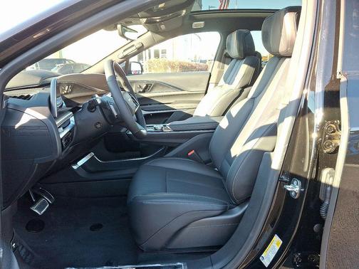 2026 Cadillac LYRIQ V