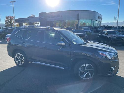 2023 Subaru Forester Touring