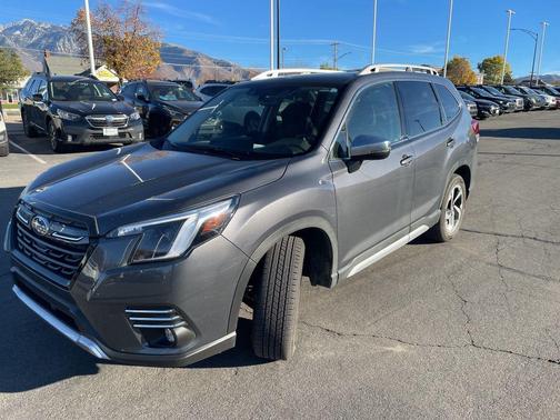 2023 Subaru Forester Touring