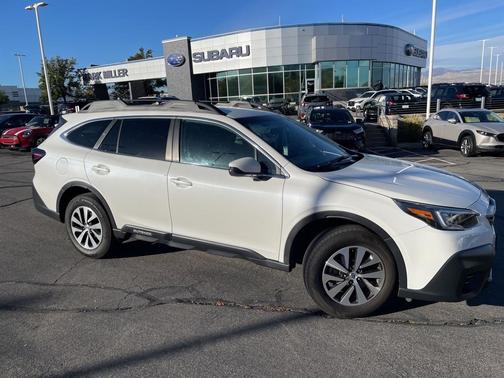 2021 Subaru Outback Premium