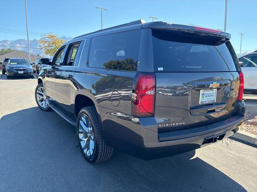 2018 Chevrolet Suburban LT