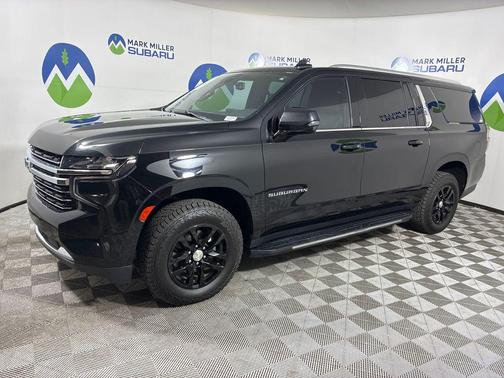 2022 Chevrolet Suburban LT