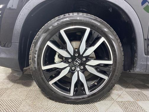 2019 Honda Pilot Touring 8-Passenger