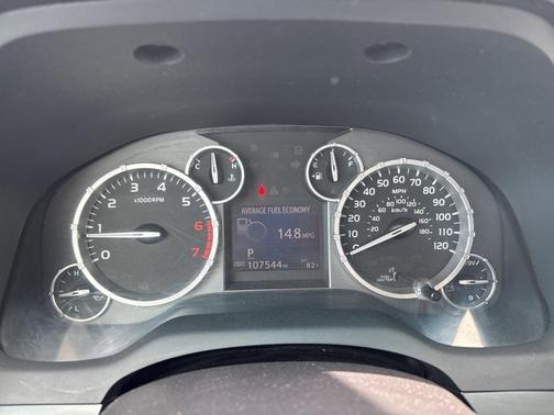 2015 Toyota Tundra SR5