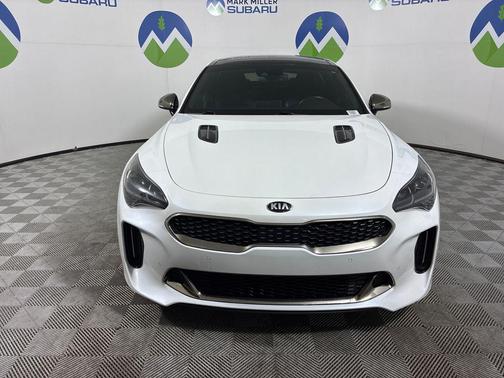 2020 Kia Stinger GT1