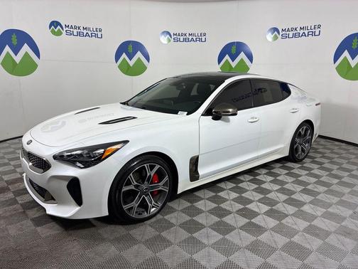 2020 Kia Stinger GT1